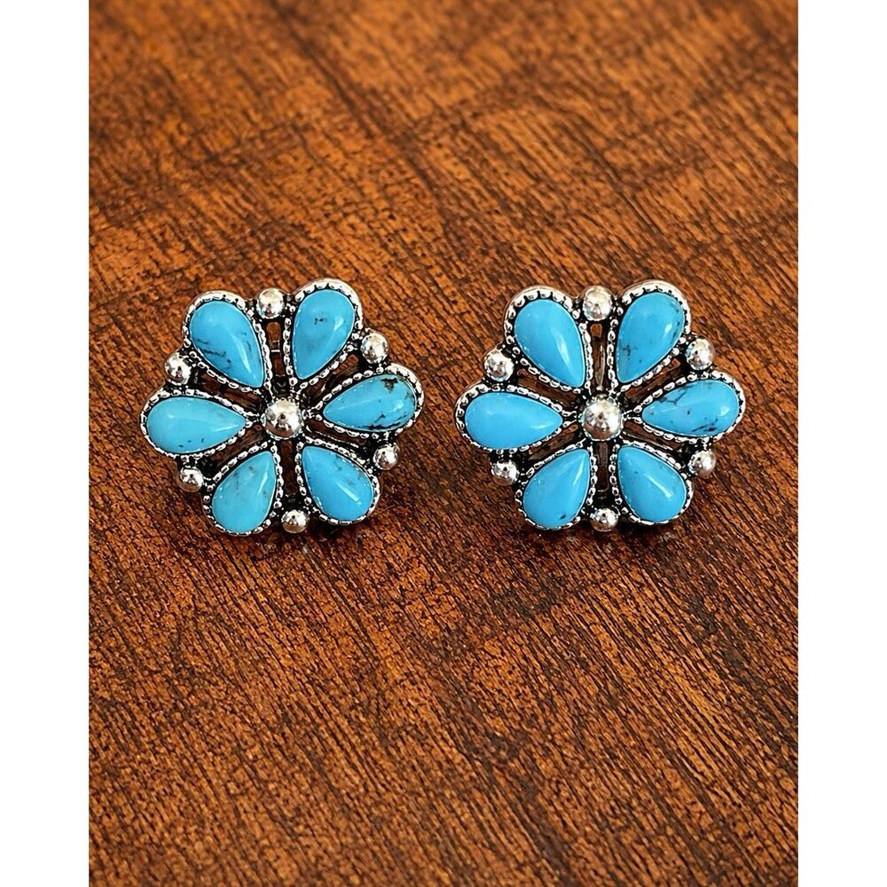 Turquoise Blue Flower Cluster Work Stud Earrings